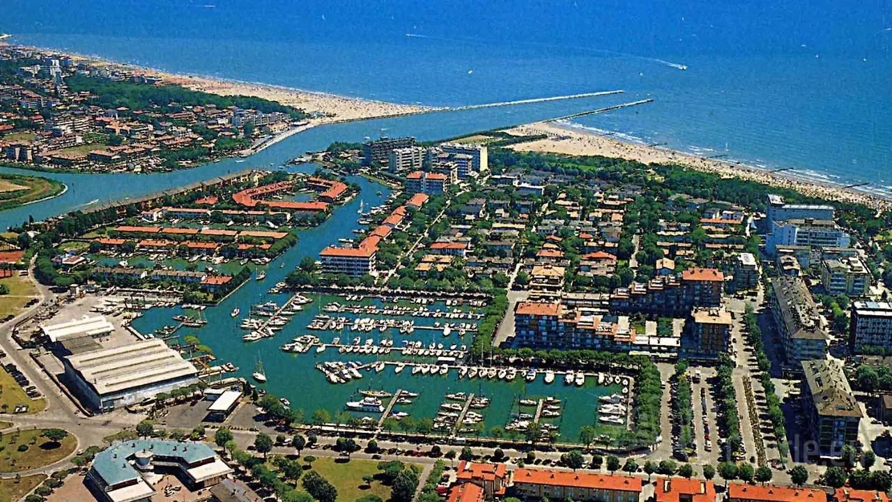 Bright Flat In A Modern Residence Porto Santa Margherita di Caorle Daire