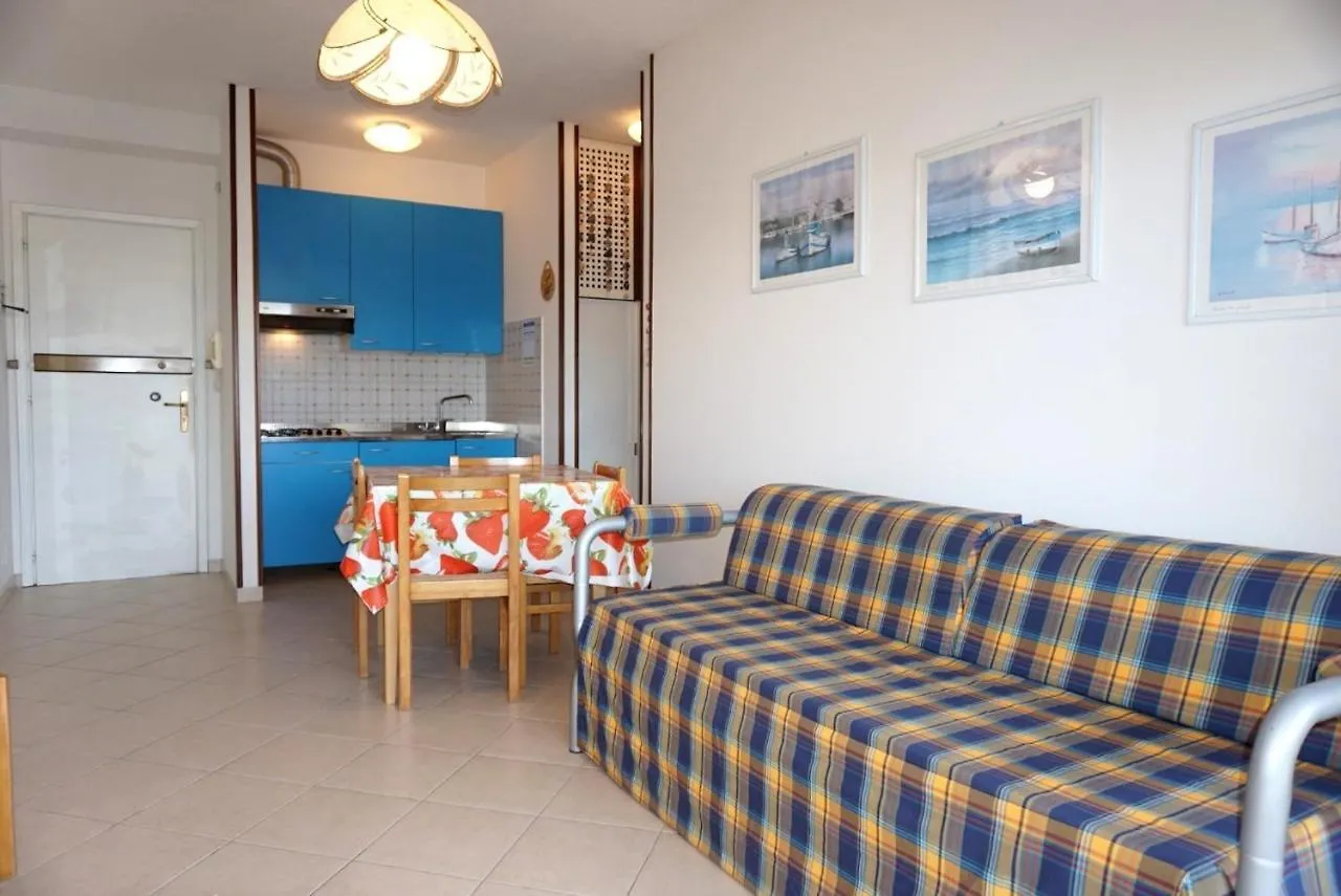 Daire Bright Flat In A Modern Residence Porto Santa Margherita di Caorle